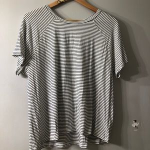 American Eagle white and black striped tee